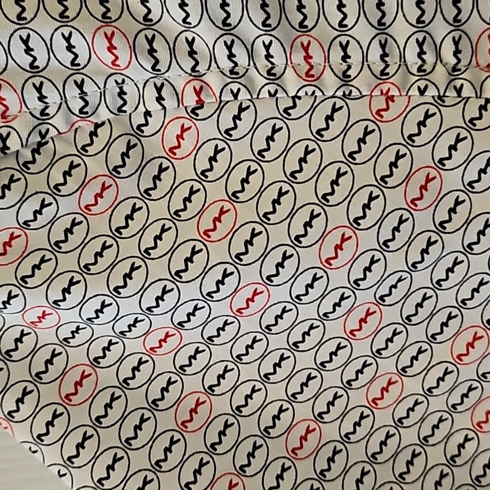 MK Logo Causal Button-down - Picture 5 of 7